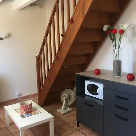 L'appartement de l'église Saintes-Maries-de-la-Mer Esterno foto