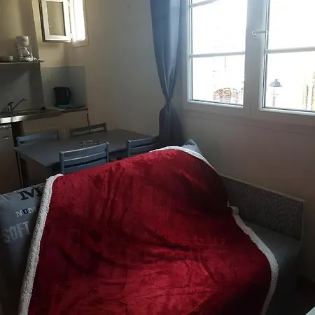L'appartement de l'église Saintes-Maries-de-la-Mer Esterno foto