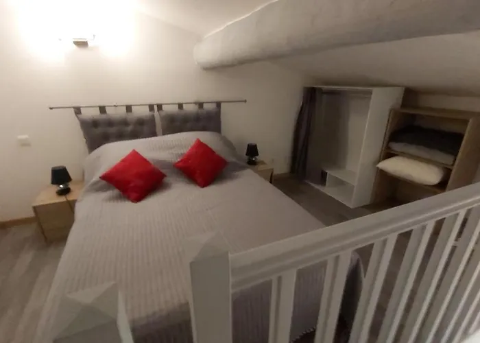 L\'Appartement De L\'Eglise